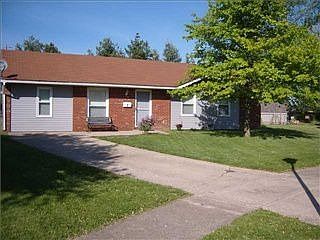 2nd image of 7 Locust Ct