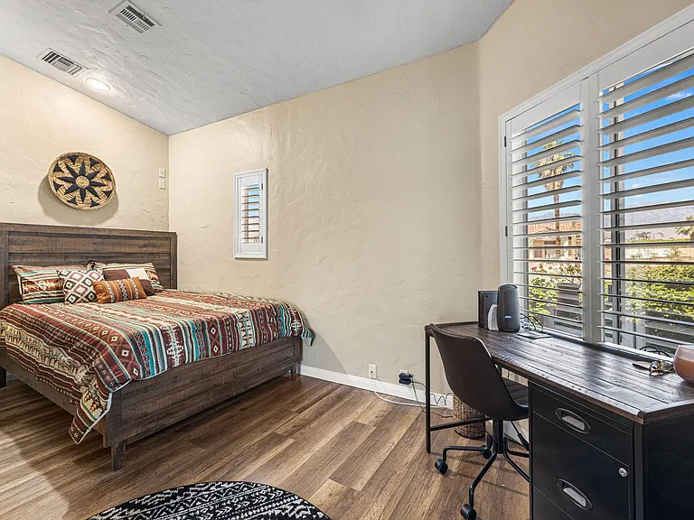 40560 Glenwood Ln — Photo 37