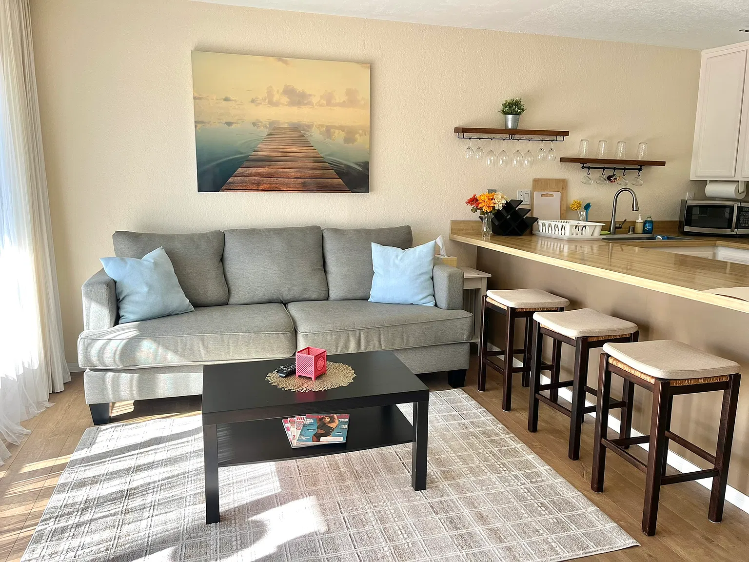1092 Fresno St — Photo 4