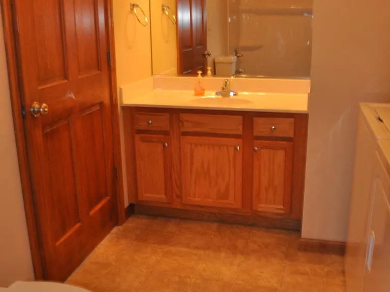 4827 Crown Point Pl #B — Photo 11