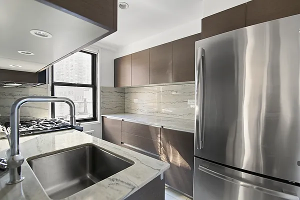 Rented by Stonehenge NYC LLC | media 4