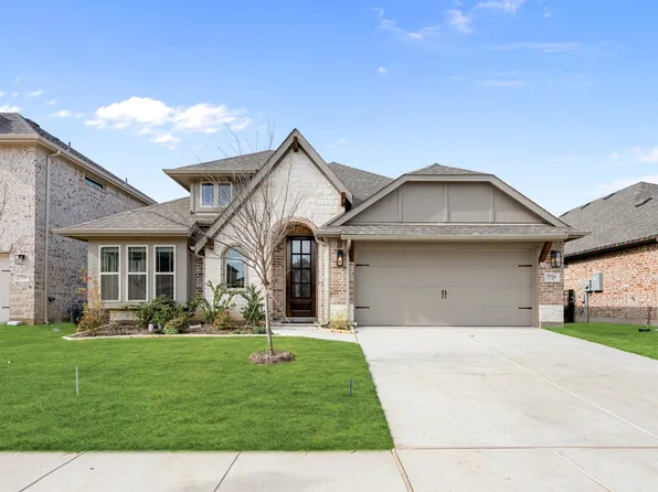 7729 Oakmeade St, Joshua, TX 76058