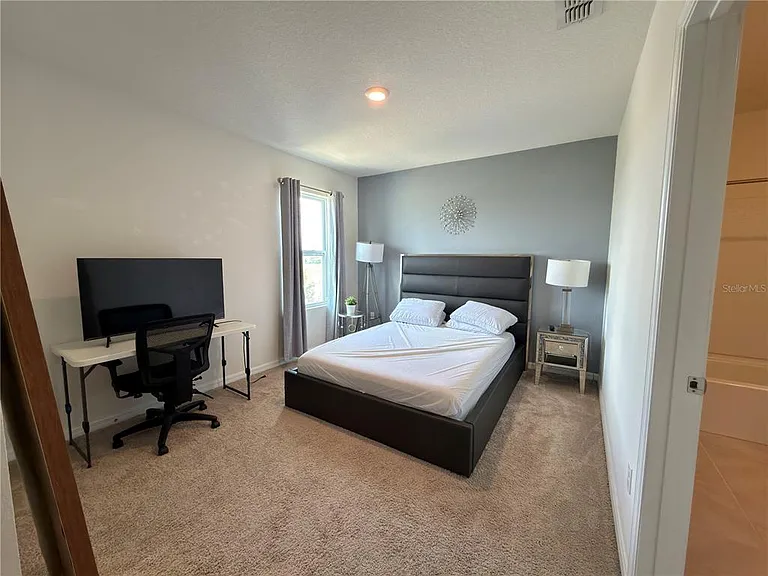 9004 Tuscan Cypress St — Photo 34