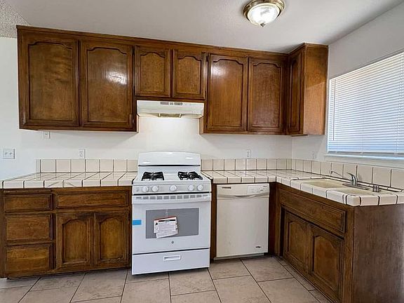 4th image of 16140 Tawney Ridge Ln APT C