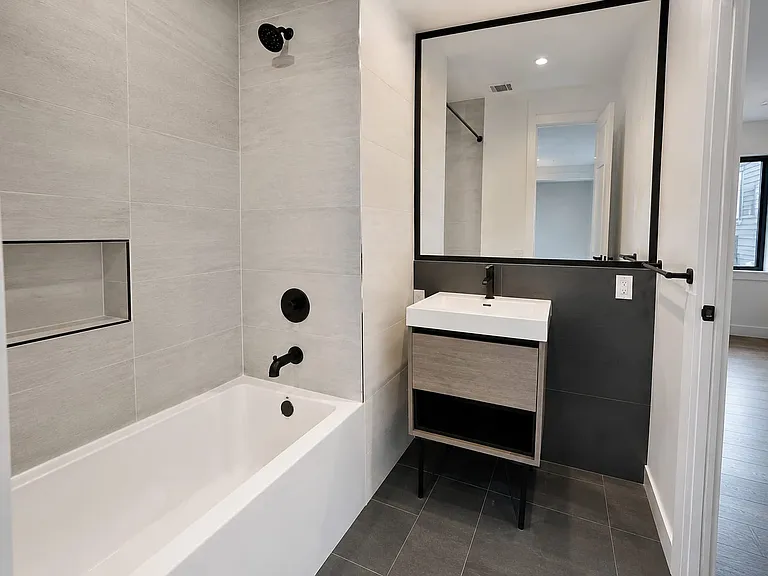 2175 Bergen St #5C — Photo 5