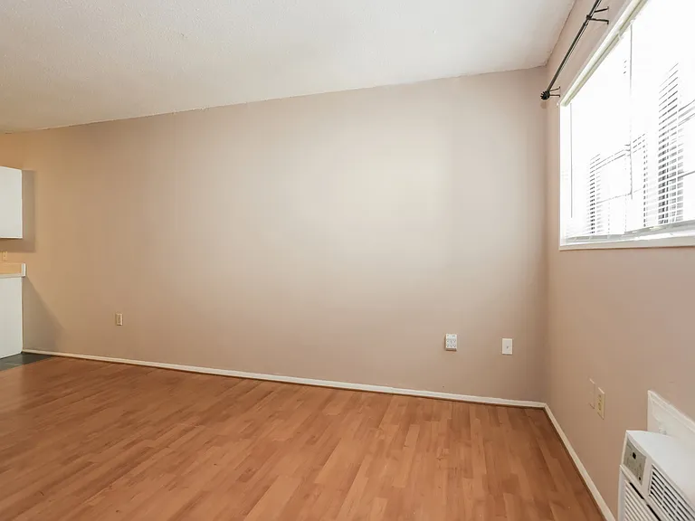 80 Jones Road — Photo 23
