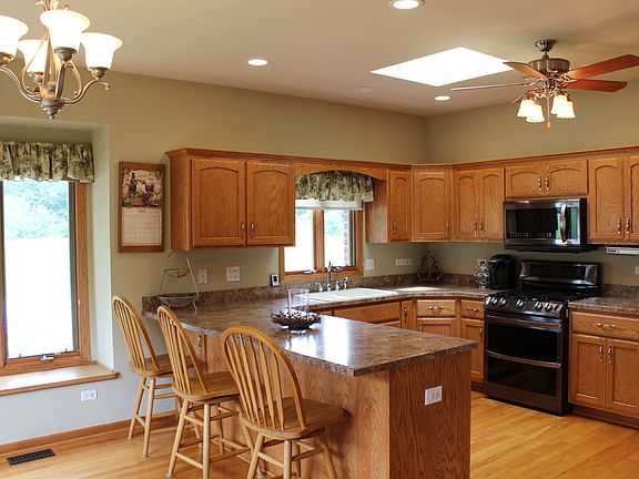 2nd image of 409 S Glenwoodie Dr