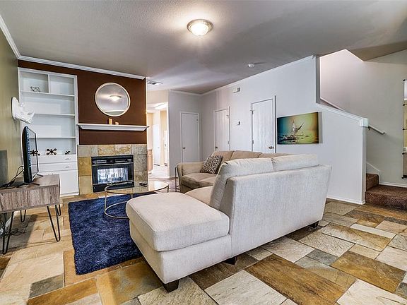 3rd image of 3926 Pickett Pl