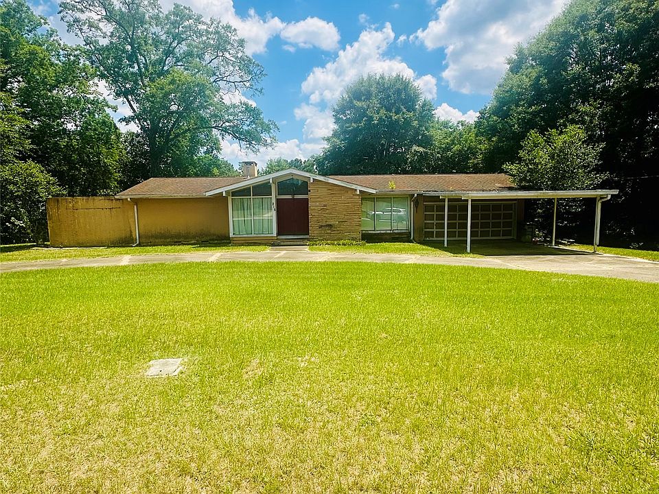 1st image of 215 Morgan Ln