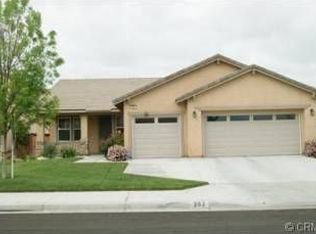 302 Shetland Ct, San Jacinto, CA 92582