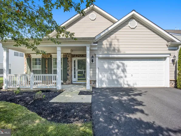 310 Sentinel Ln, Newark, DE 19702