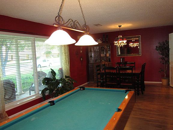 4th image of 2806 Stutz Dr