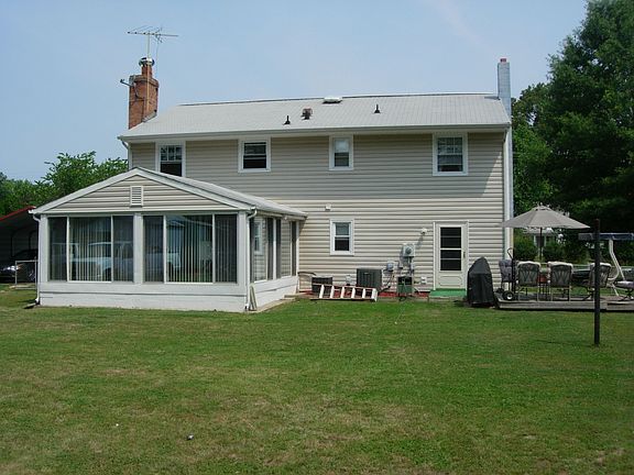 ack Yard showing Fla Rm