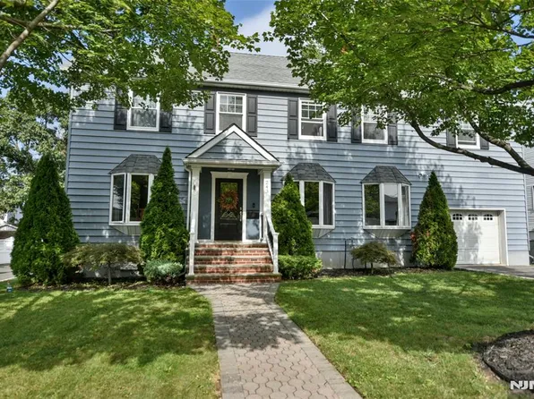 243 Cleveland Ave, Hasbrouck Heights, NJ 07604