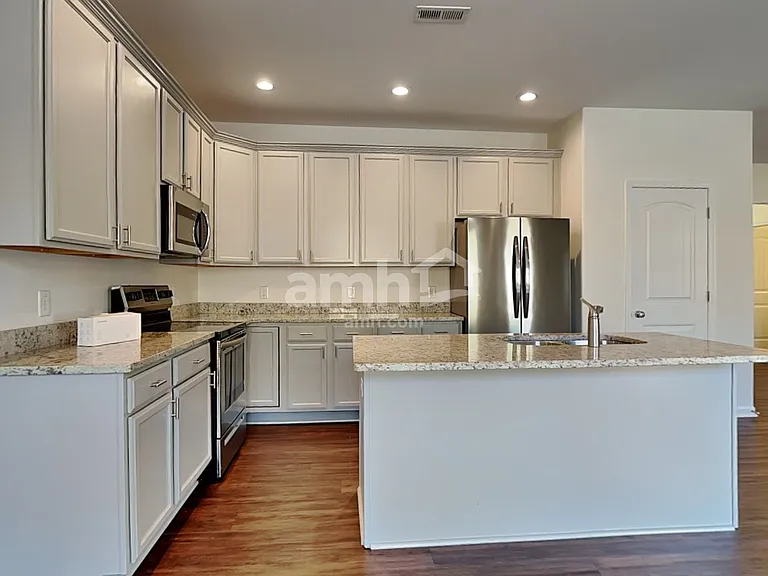 103 Ramshackle Way — Photo 3