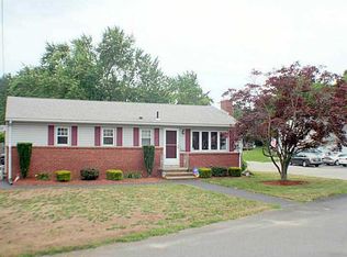 66 King St, Johnston, RI 02919