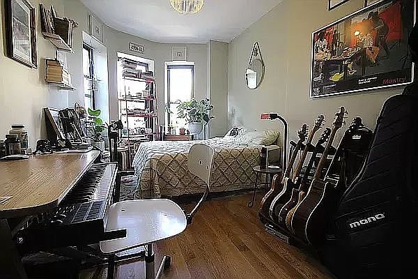 1st image of 132 Winthrop St #3