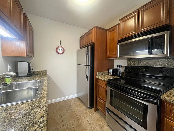 5th image of 4093 1st Ave APT 6