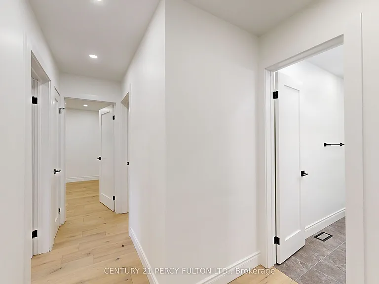 78 Agincourt Dr #MAIN 2ND — Photo 12