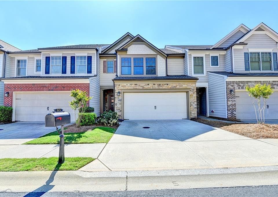 1st image of 645 Township Cir