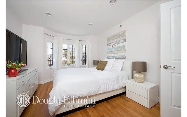 Sold by Douglas Elliman | media 3