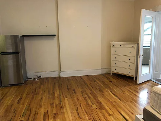 Rented by Lang Realty LLC | media 3