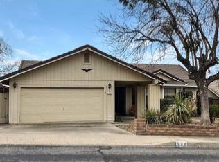 808 Cloverland Way, Oakdale, CA 95361