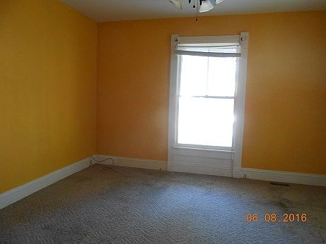 2nd image of 631 N Sexton St