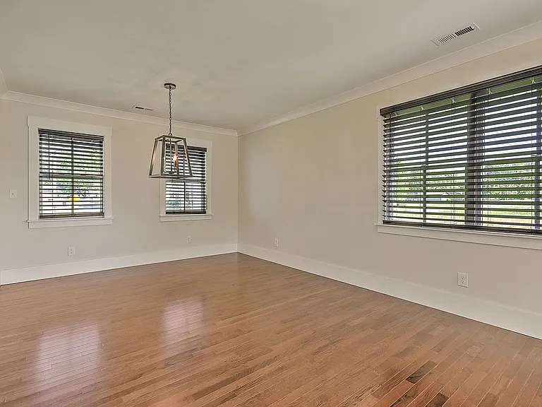 403 Silver Lake Rd — Photo 19