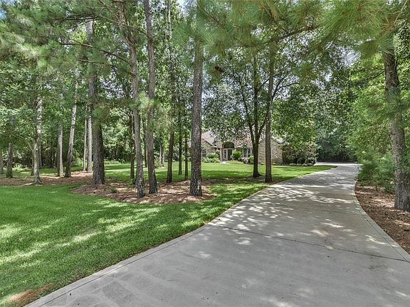 3rd image of 32510 Green Bend Ct