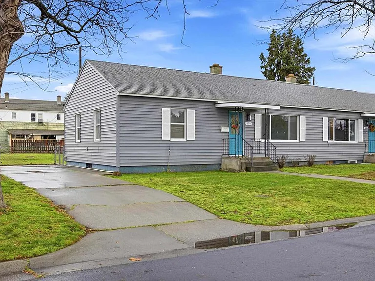 510 Douglass Ave — Photo 6