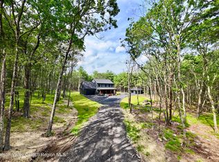 26 Victoria Ln, Kerhonkson, NY 12446