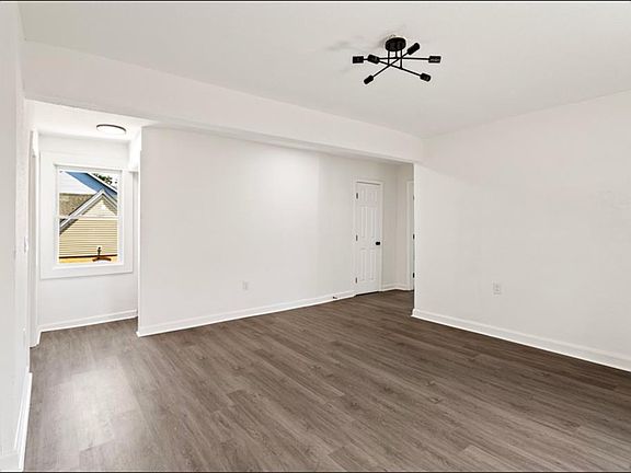3rd image of 741 18th St