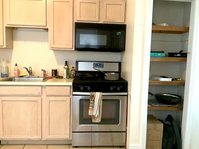 107 Bartlett St #1 — Photo 8