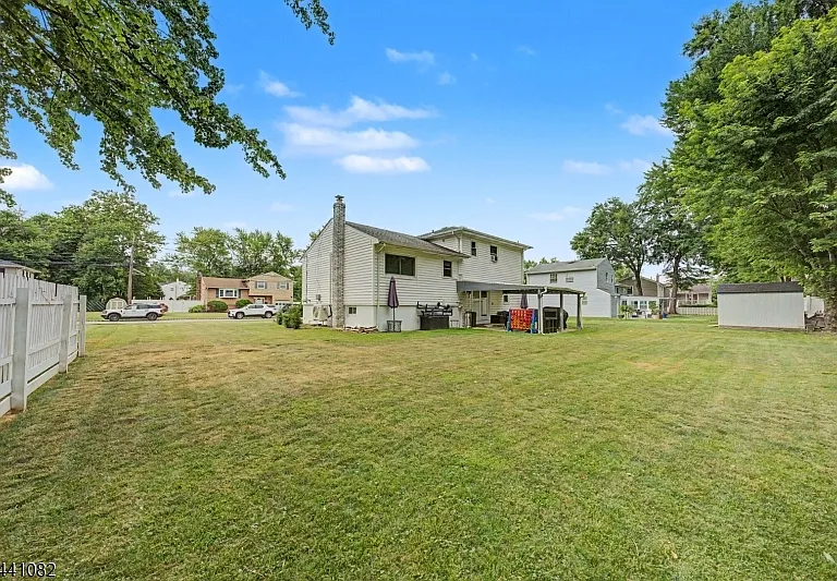 23 Distler Ave — Photo 29
