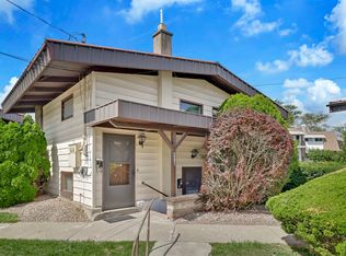 8431 Buffalo Ave, Niagara Falls, NY 14304