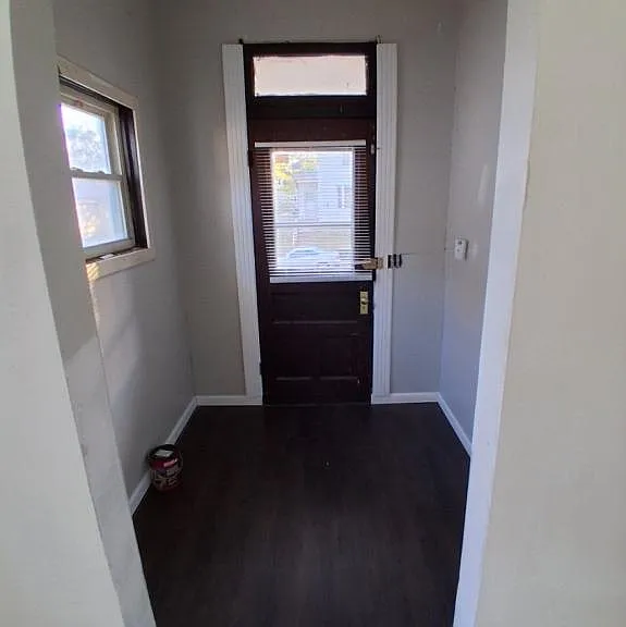 526 Fairholm Ave — Photo 7