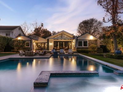 5938 Jumilla Ave, Woodland Hills, CA, 91367