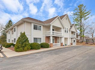272 W Main St, Cambridge, WI 53523