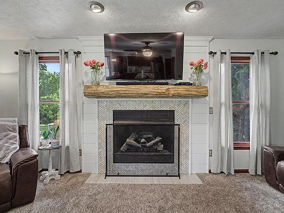 4th image of 3965 Tolbert Rd