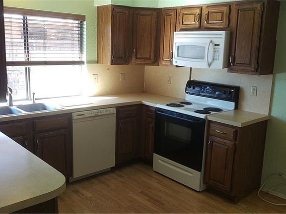 2nd image of 1508 Golden Grove Dr