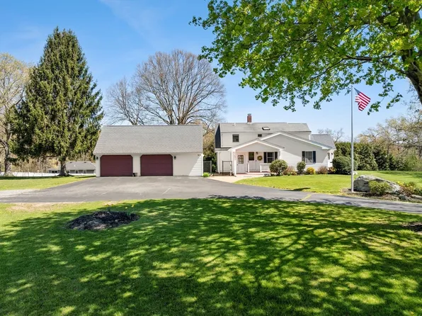 39 Ice House Rd, Taunton, MA 02780