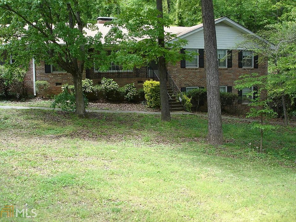 1st image of 2177 Cumberland Dr SE