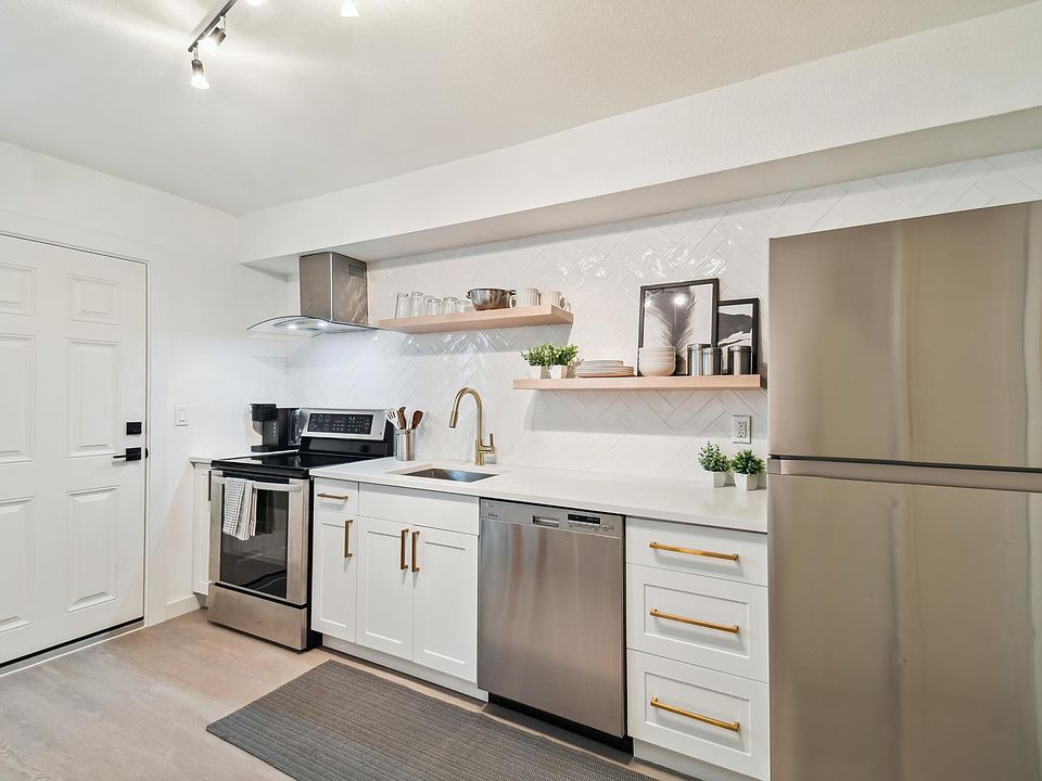 1st image of 6422 S Adelia Ave #2