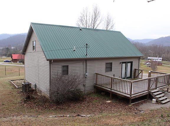 5th image of 100 Westwood Ln