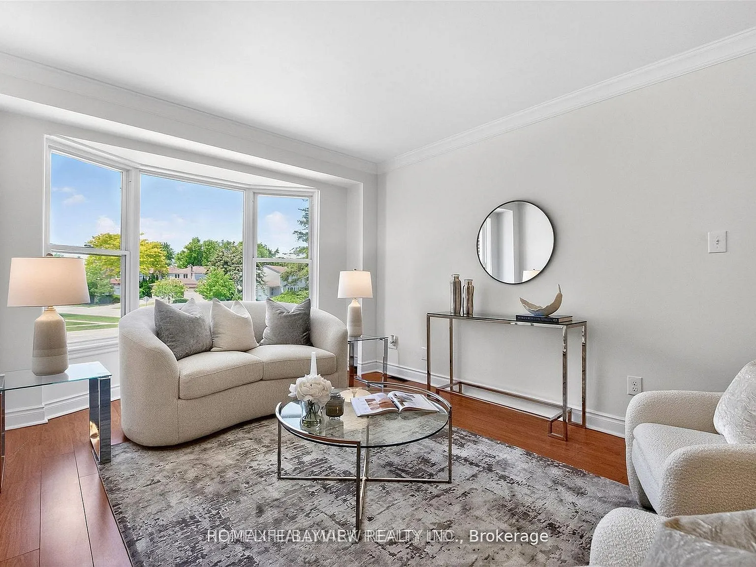 3 bed, $3,500 — Photo 4