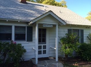 15 Bluff Point Ln, Sag Harbor, NY 11963