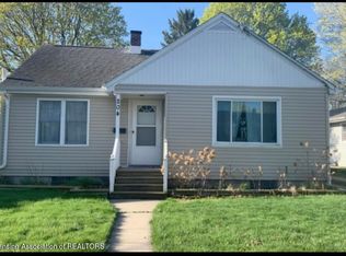 204 E Shaw St, Charlotte, MI