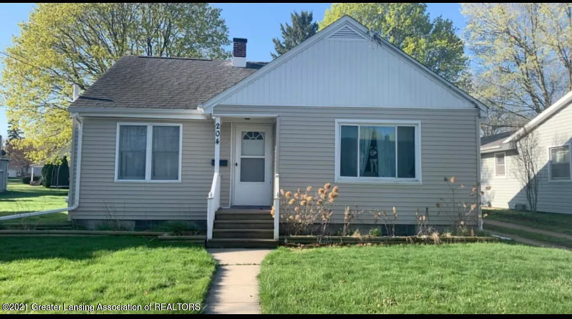 204 E Shaw St photo 1