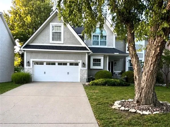 11510 W 117th Ter, Overland Park, KS 66210